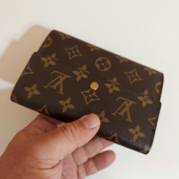 Beautiful louis vuitton monogram prorte tresor - Picture 4 of 15